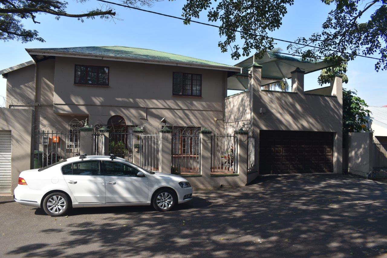 House 25, Botanic Grove